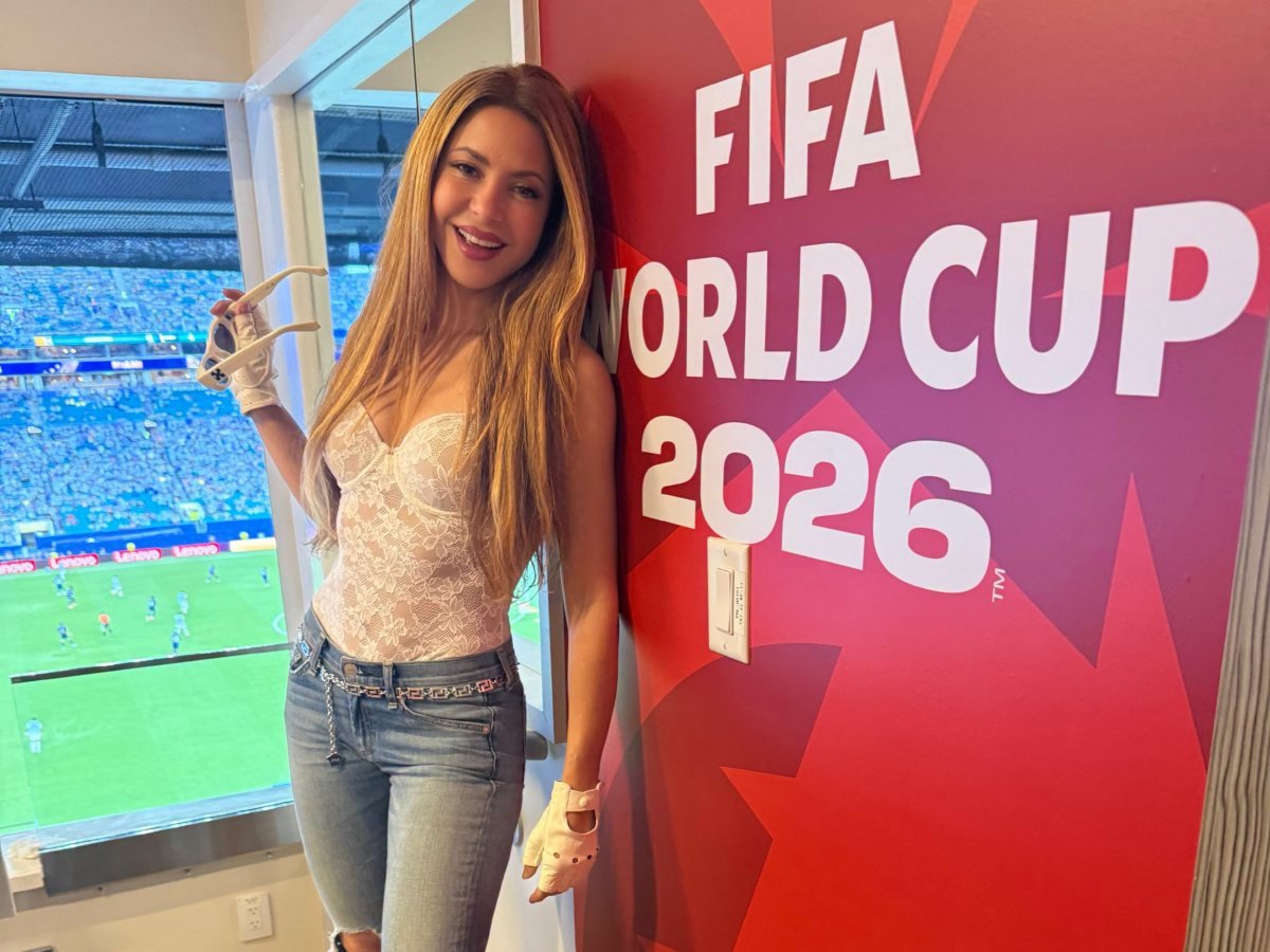 \"Está claro que Dios no se mete en el fútbol; si no habríamos pasado a cuartos\", Shakira sobre la eliminación de Colombia \"Está claro que Dios no se mete en el fútbol; si no habríamos pasado a cuartos\", Shakira sobre la eliminación de Colombia
