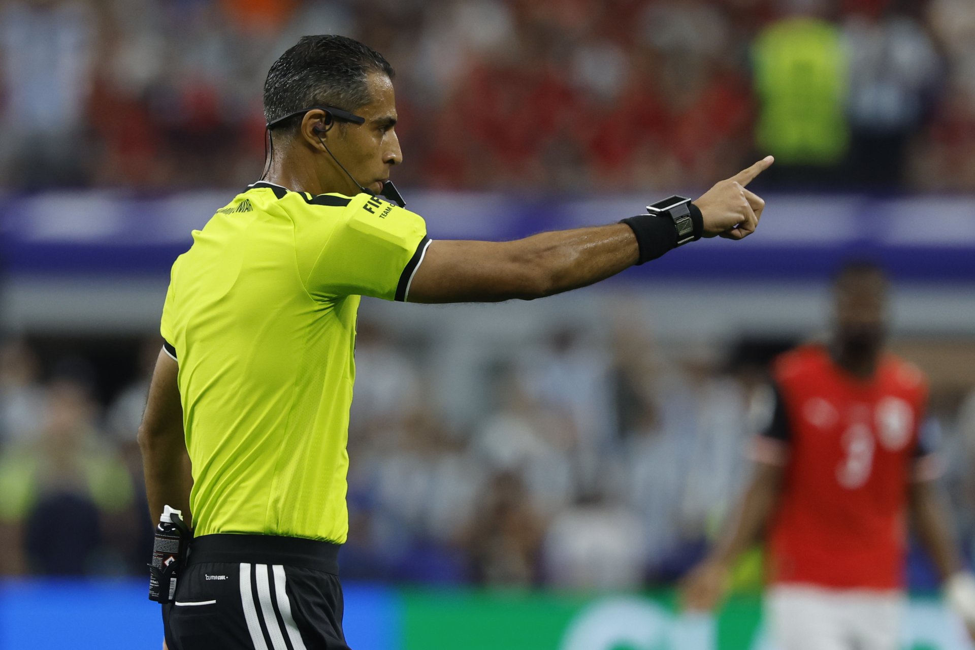 “¡Lo va a ver al VAR!” Las polémicas arbitrales que ha dejado, de momento, el Mundial 2026 “¡Lo va a ver al VAR!” Las polémicas arbitrales que ha dejado, de momento, el Mundial 2026