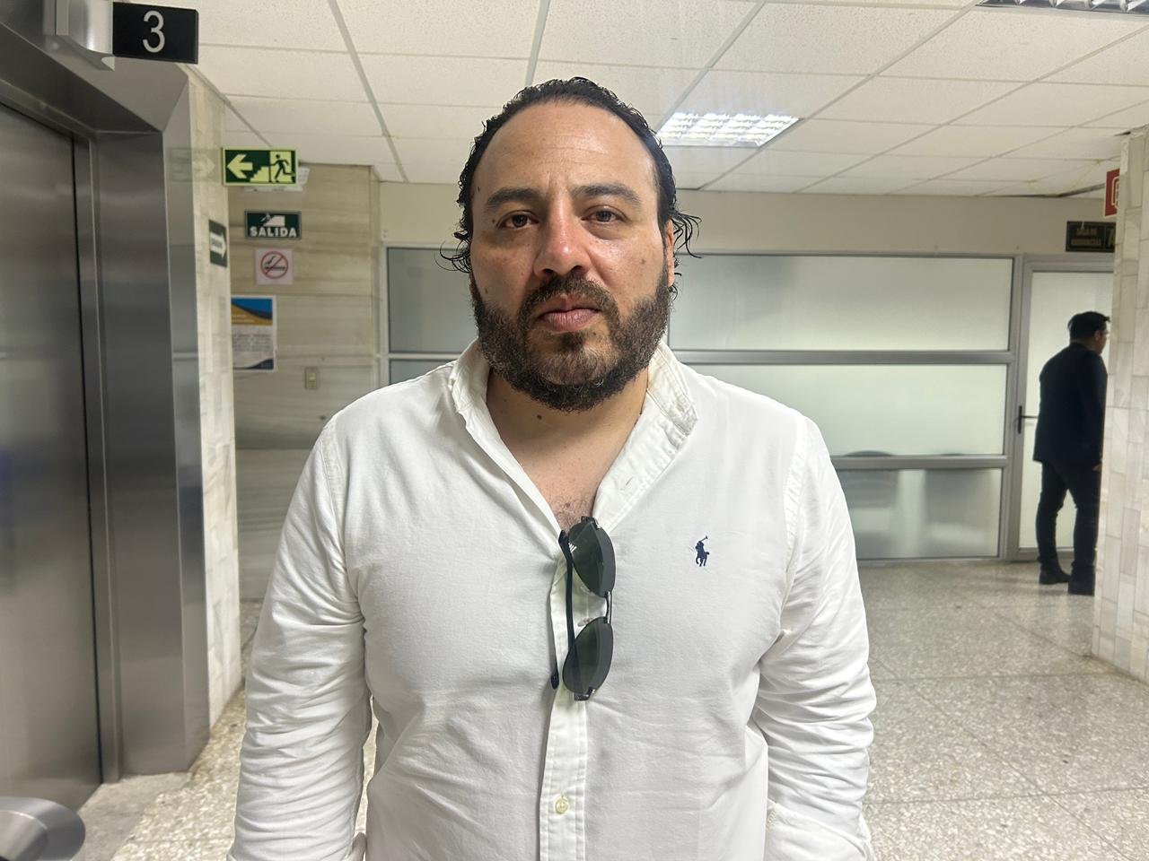 Pedro Duque reaparece en juzgado y niega haber incumplido medidas sustitutivas; MP sostiene lo contrario Pedro Duque reaparece en juzgado y niega haber incumplido medidas sustitutivas; MP sostiene lo contrario