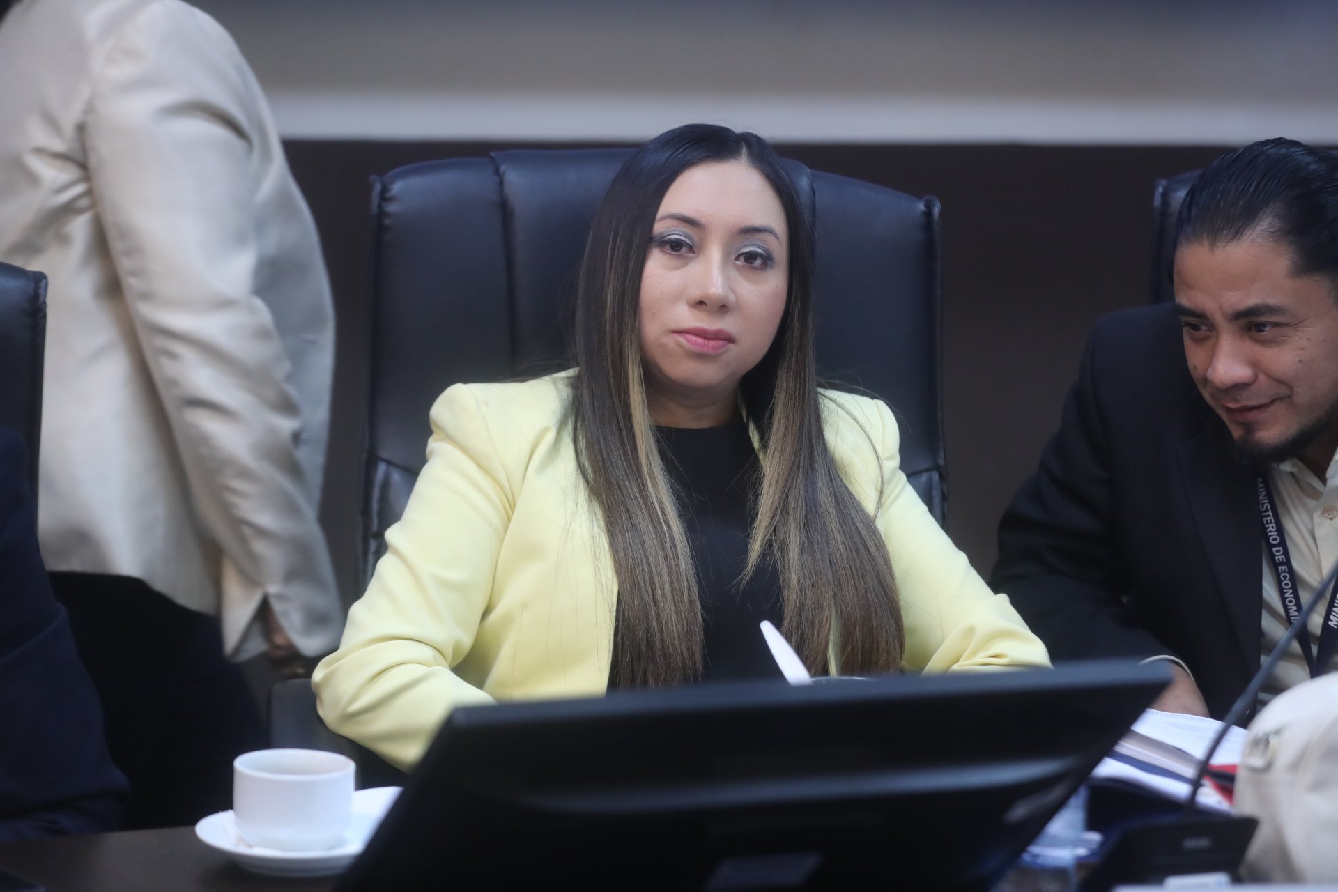 Leslie Yvonne Tzicap González renuncia como directora de la Diaco; Mineco aún no revela quién la sustituirá Leslie Yvonne Tzicap González renuncia como directora de la Diaco; Mineco aún no revela quién la sustituirá