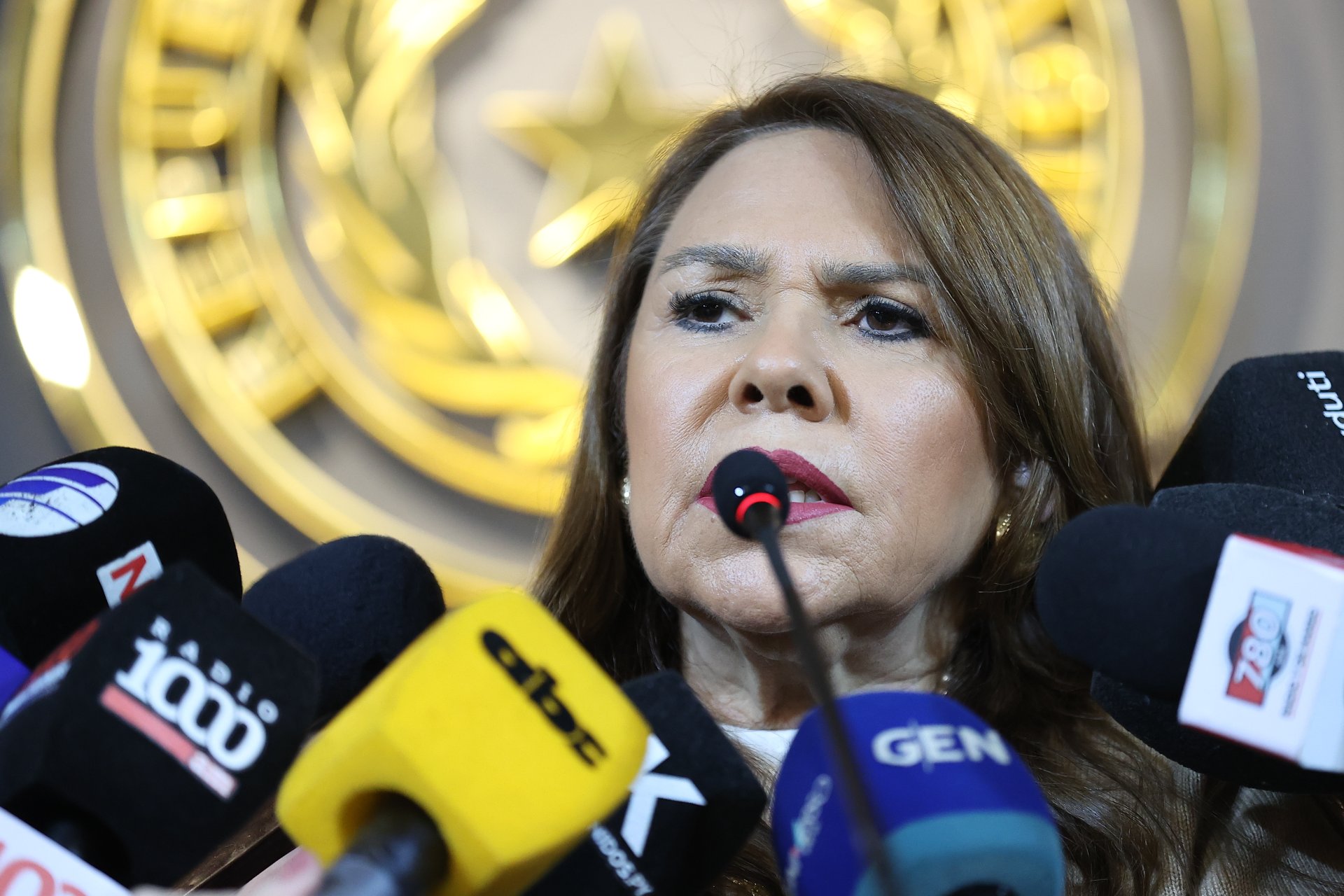 Celeste Amarilla: Senado de Paraguay rechaza sus comentarios racistas contra Mbappé Celeste Amarilla: Senado de Paraguay rechaza sus comentarios racistas contra Mbappé