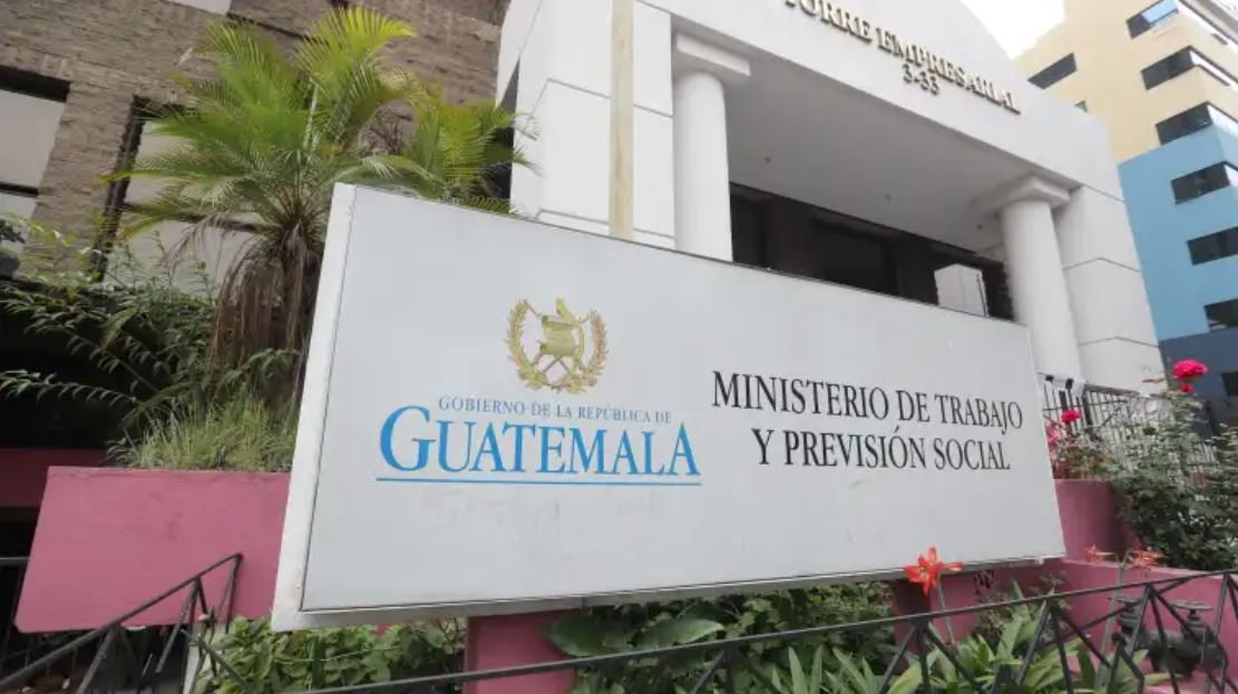Mintrab negocia con la OIT los estudios para analizar las pensiones y jubilaciones del sector público Mintrab negocia con la OIT los estudios para analizar las pensiones y jubilaciones del sector público