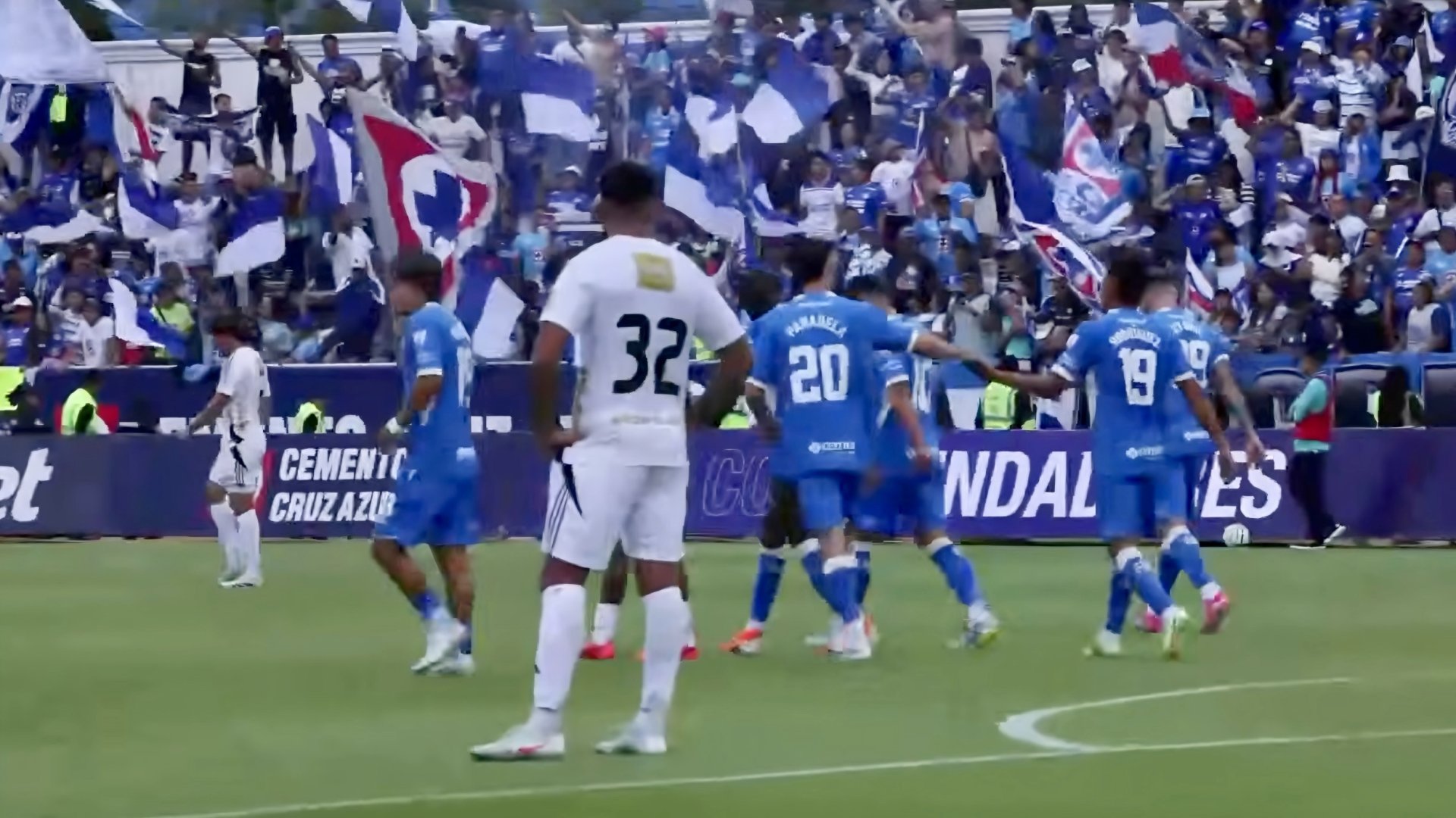 Comunicaciones sufre una nueva goleada: Cruz Azul lo derrota 6-0 antes del Apertura 2026 Comunicaciones sufre una nueva goleada: Cruz Azul lo derrota 6-0 antes del Apertura 2026