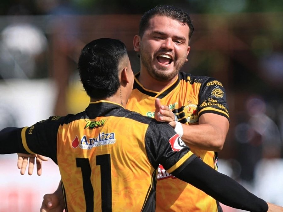 Platense le echó a perder la victoria al Alianza