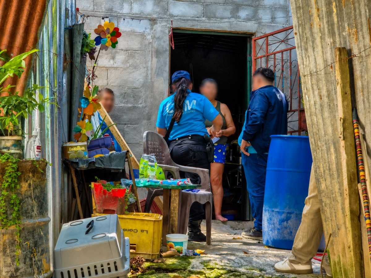 ¿Carros abandonados, ruido excesivo o cobros por parqueo? Cómo denunciarlos en San Salvador