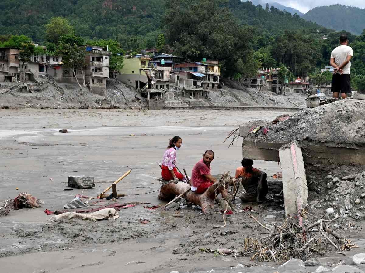 Nepal eleva a 903 los muertos y 4,247 los desaparecidos