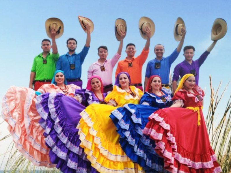 6 canciones salvadoreñas para comenzar el mes patrio