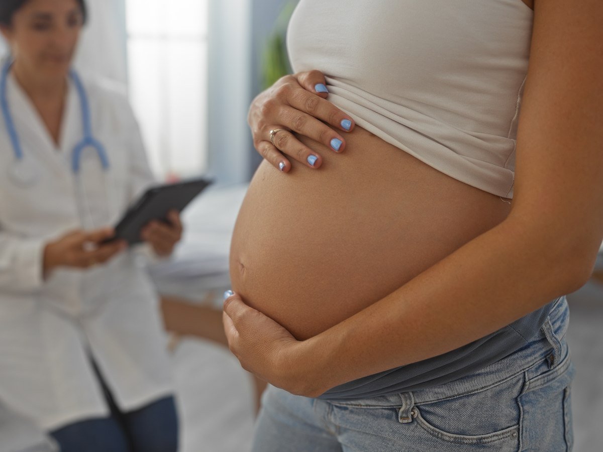 Licencia por maternidad en El Salvador, lo que debes saber sobre este derecho laboral