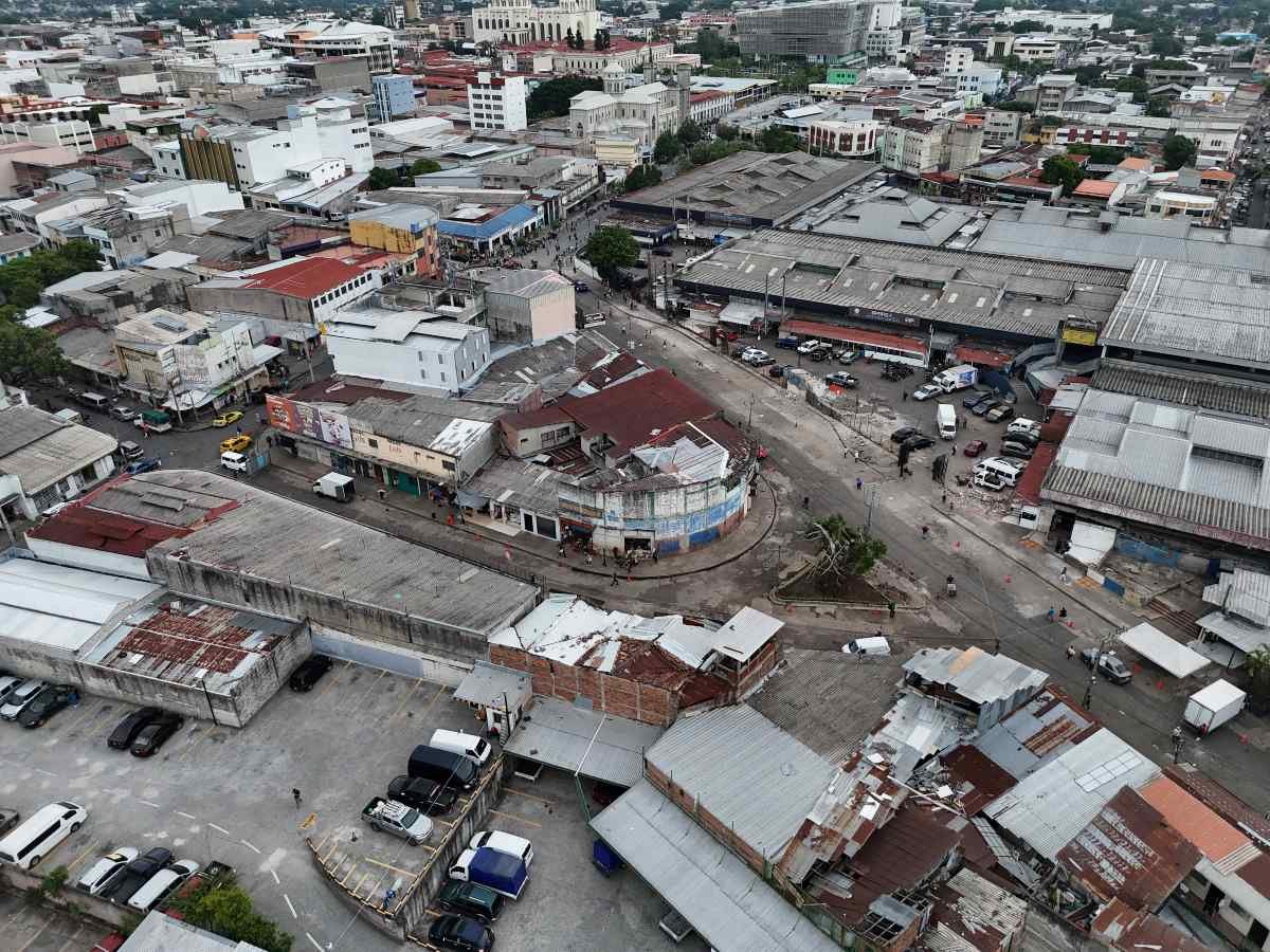 Dron | Así lucen ahora los accesos al Mercado Central tras retiro de estructuras