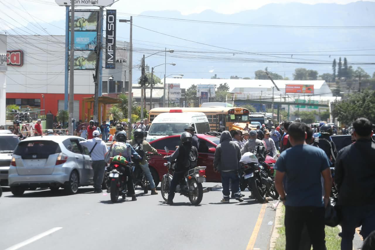 PNC y Ejército implementarán operación conjunta para liberar paso en puntos bloqueados en Guatemala